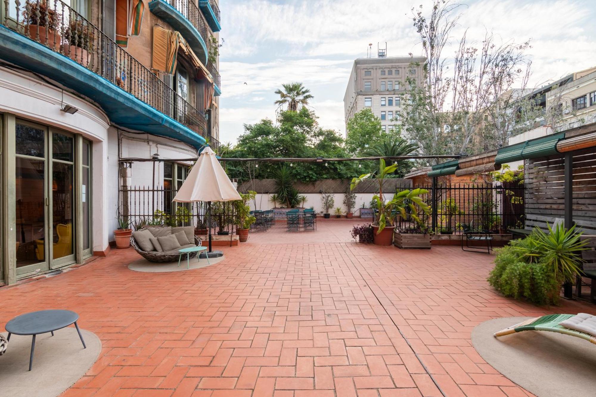The Central House Barcelona Gracia Exterior photo