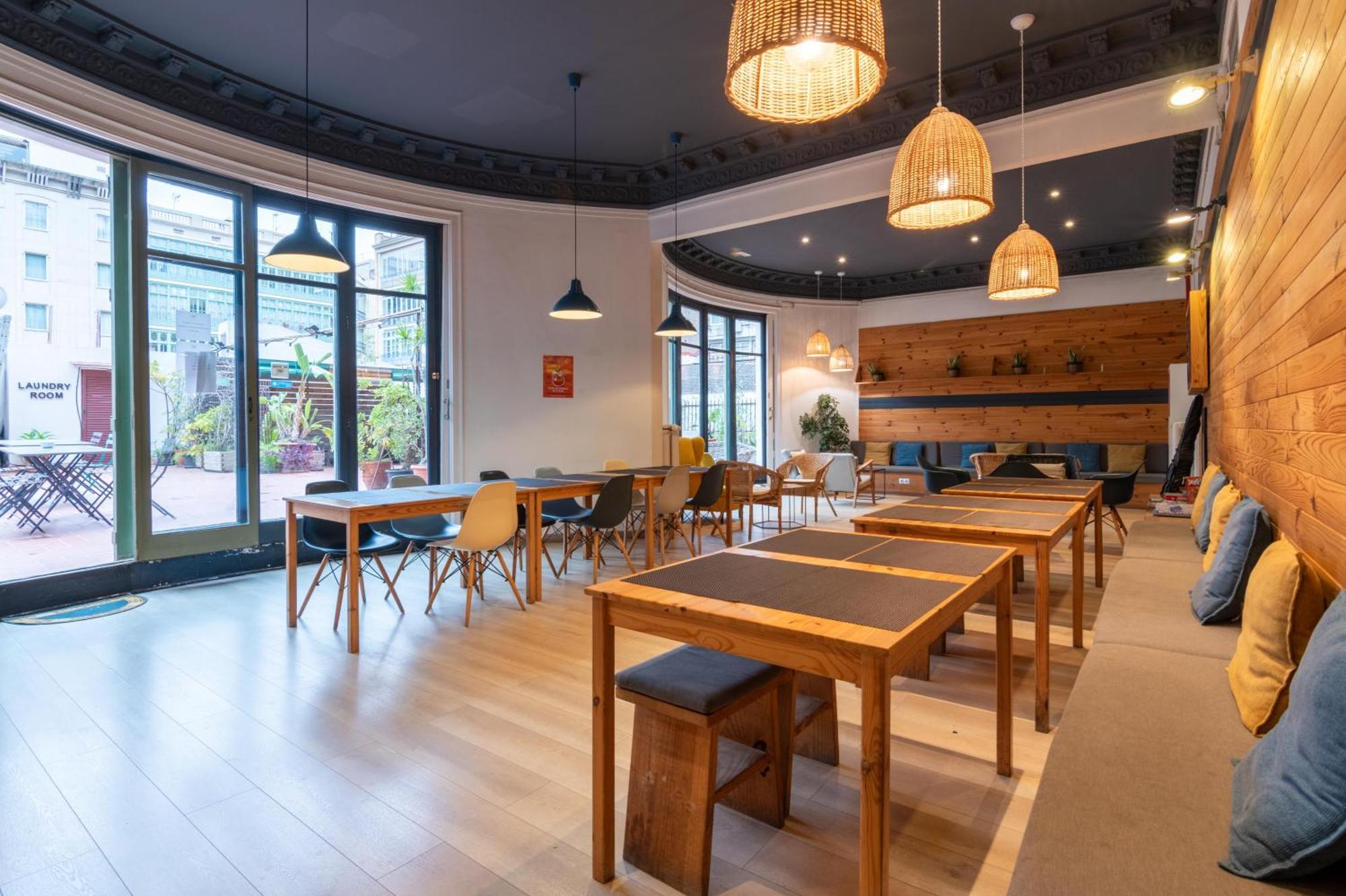 The Central House Barcelona Gracia Exterior photo