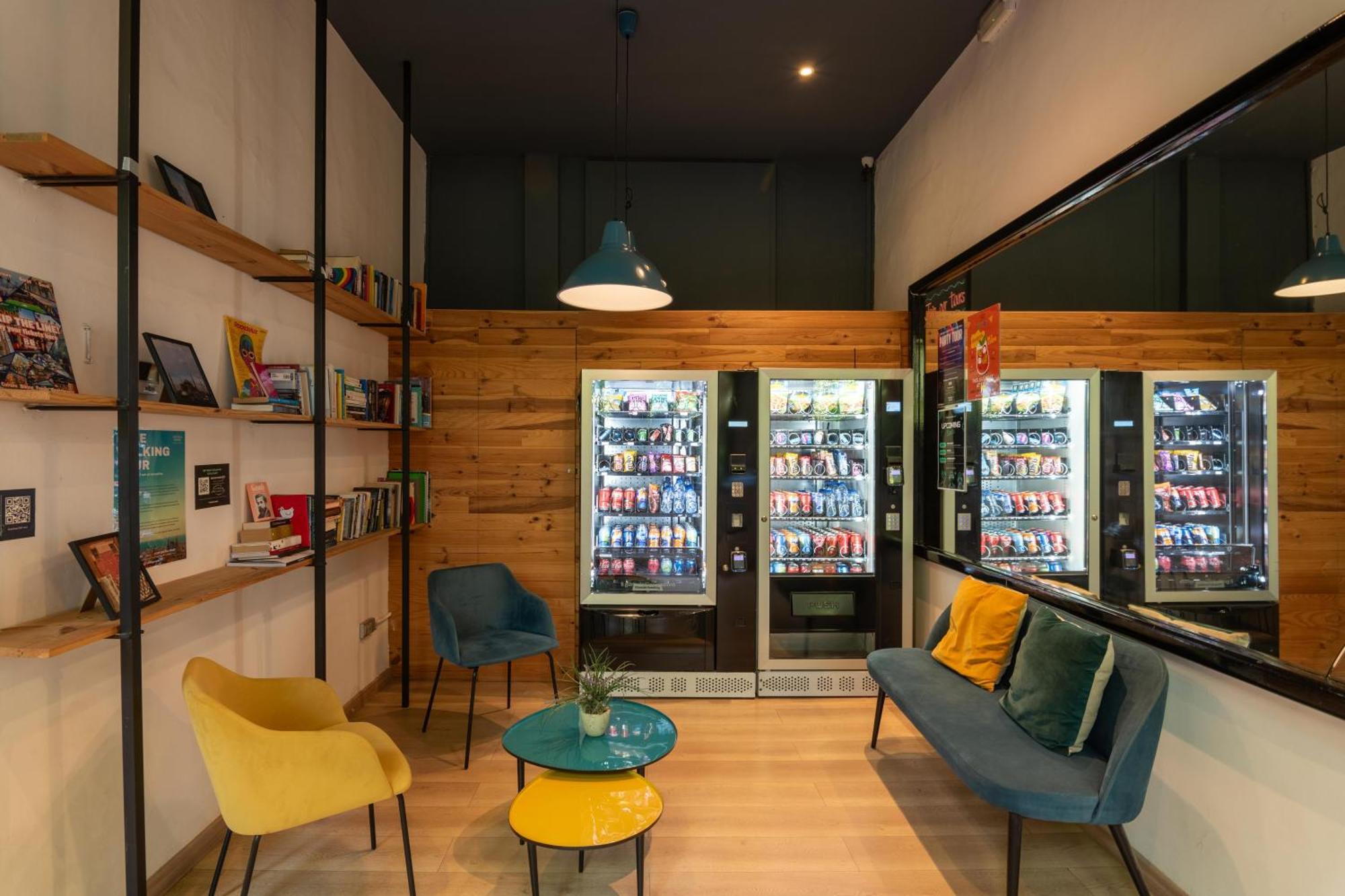 The Central House Barcelona Gracia Exterior photo